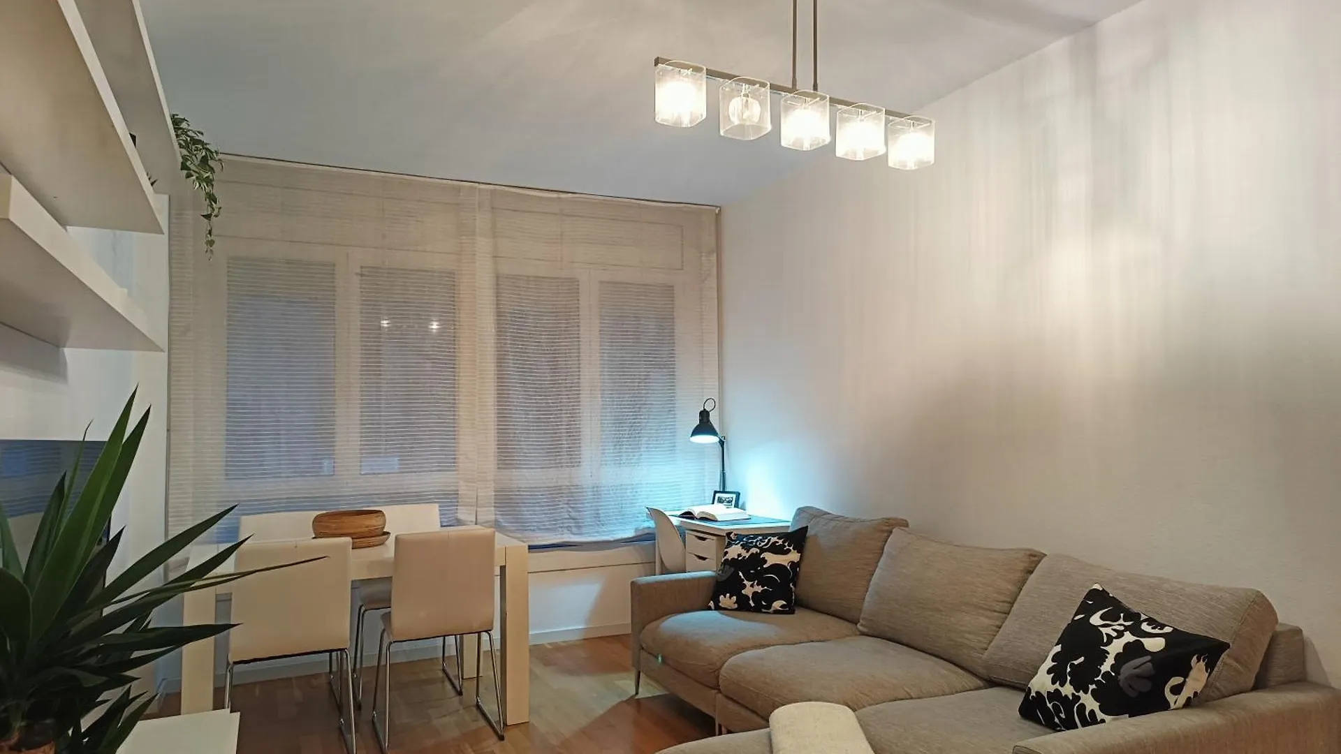Sardenya'S Home Barcelona